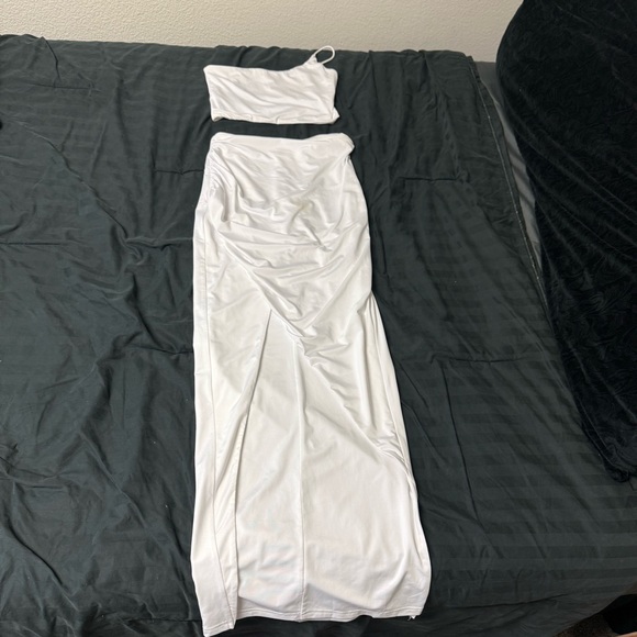 Superdown Sleek White Two-Piece Set - Picture 2 of 7